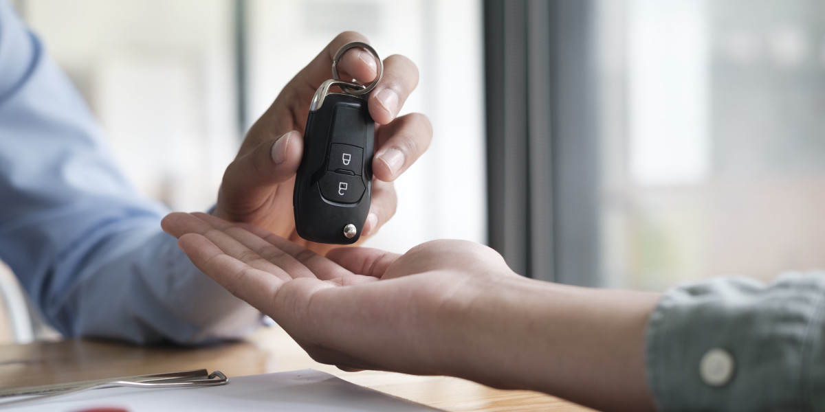 Why Car Key Remote Replacement Is Fast Increasing To Be The Hottest Trend Of 2024?