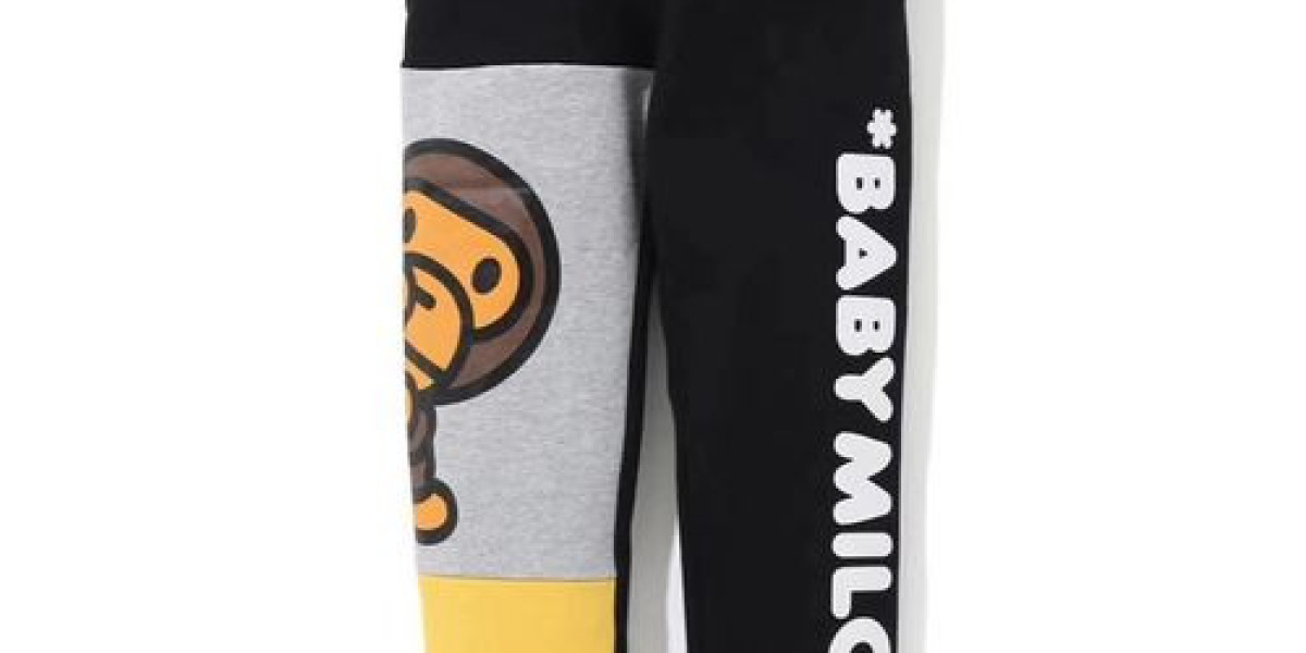 探索 BAPE 官網熱賣潮品：短袖、風衣、褲子全面解析